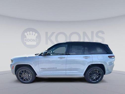 2025 Jeep Grand Cherokee Summit