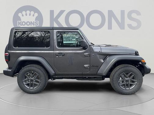 Granite Crystal Metallic Clearcoat 2026 Jeep Wrangler Sport S