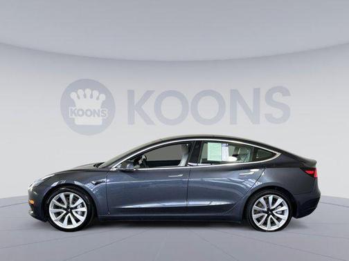 2020 Tesla Model 3 Standard Range Plus
