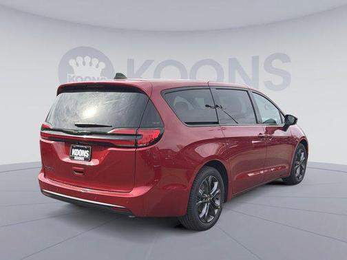 2026 Chrysler Pacifica L