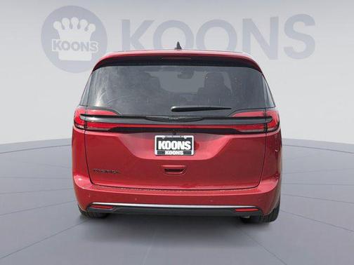 2026 Chrysler Pacifica L