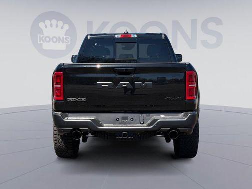 Diamond Black Crystal Pearlcoat 2026 RAM 1500 RHO Crew Cab 4x4 5'7' Box