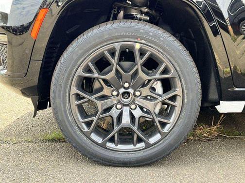 2025 Jeep Grand Cherokee L Summit Reserve