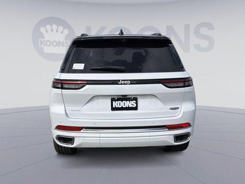 2025 Jeep Grand Cherokee Summit