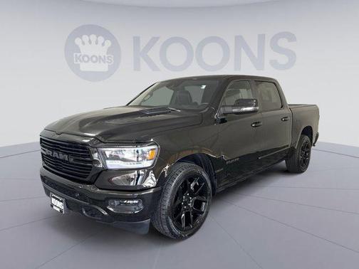 Diamond Black Crystal Pearlcoat 2023 RAM 1500 Laramie