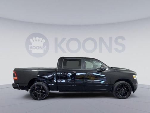 Diamond Black Crystal Pearlcoat 2023 RAM 1500 Laramie