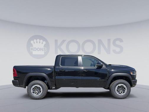 Diamond Black Crystal Pearlcoat 2026 RAM 1500 RHO Crew Cab 4x4 5'7' Box