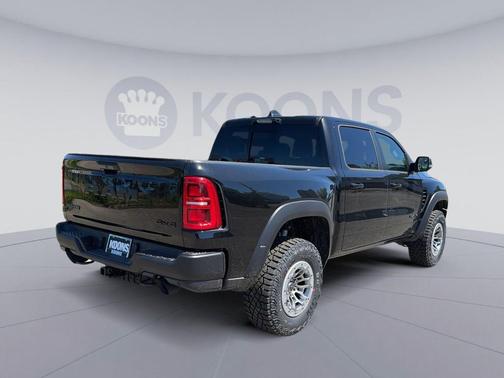 Diamond Black Crystal Pearlcoat 2026 RAM 1500 RHO Crew Cab 4x4 5'7' Box