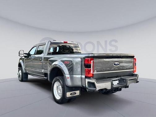 2025 Ford F-450 Lariat