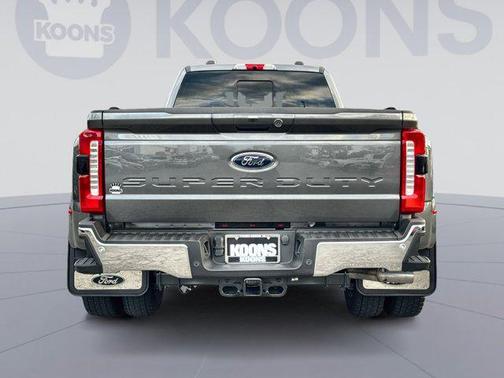 2025 Ford F-450 Lariat
