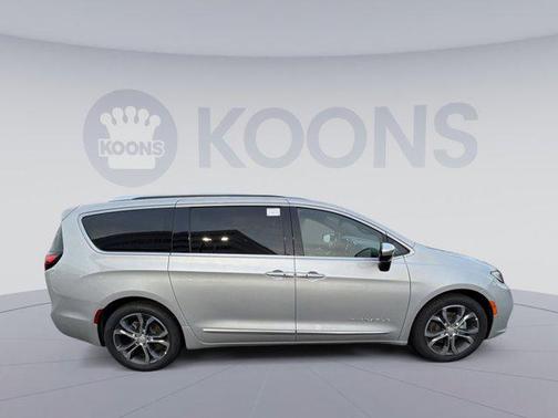 2026 Chrysler Pacifica L