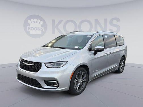 2026 Chrysler Pacifica L