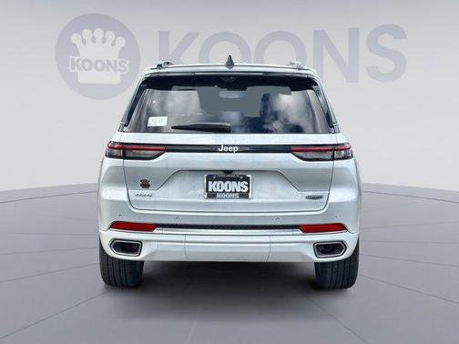 2025 Jeep Grand Cherokee Summit