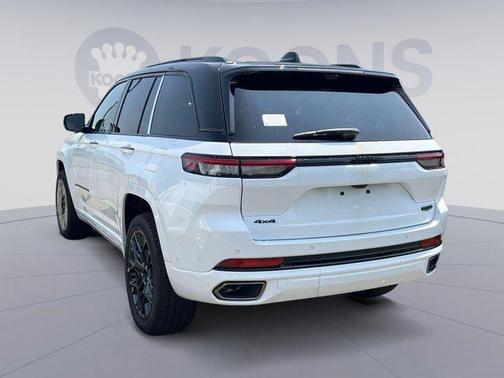 2025 Jeep Grand Cherokee Summit