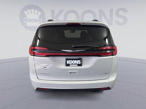 2021 Chrysler Pacifica L