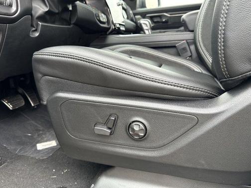 2026 RAM 1500 RHO Crew Cab 4x4 5'7' Box