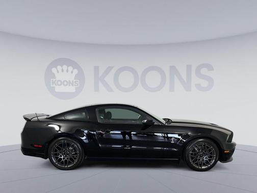 BLACK 2013 Ford Shelby GT500 Base