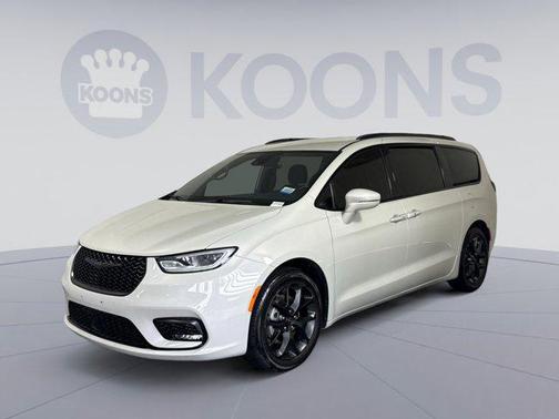 2021 Chrysler Pacifica Touring