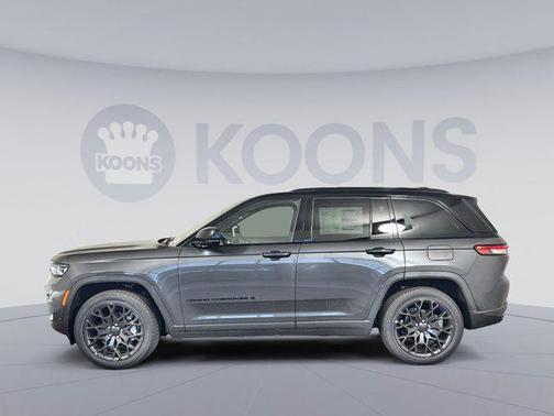 2025 Jeep Grand Cherokee Summit