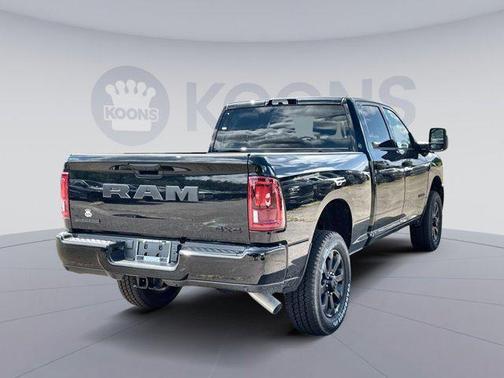 2025 RAM 2500 Big Horn Crew Cab 4x4 6'4' Box