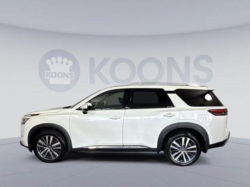 2022 Nissan Pathfinder Platinum 4WD