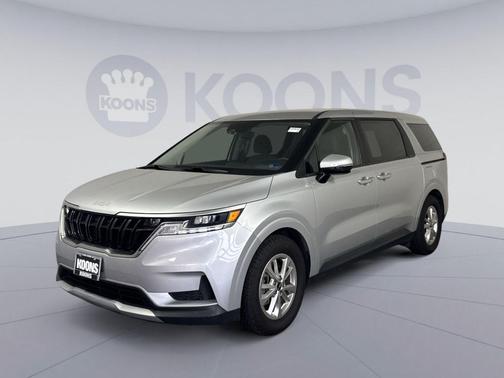 Silky Silver 2023 Kia Carnival LX