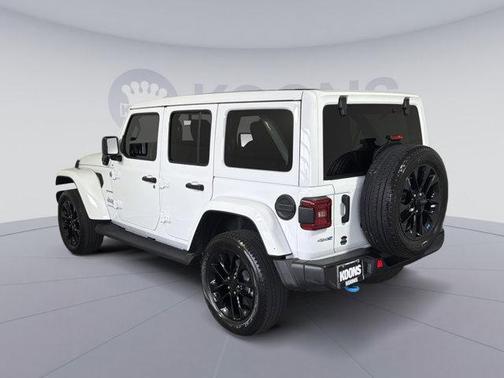 Bright White Clearcoat 2023 Jeep Wrangler 4xe Sahara