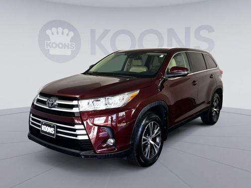Ooh La La Rouge Mica 2019 Toyota Highlander LE Plus