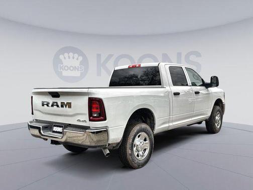 2026 RAM 2500 Tradesman Crew Cab 4x4 6'4' Box