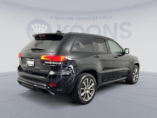 Photo 5 of 26 of 2018 Jeep Grand Cherokee Trackhawk
