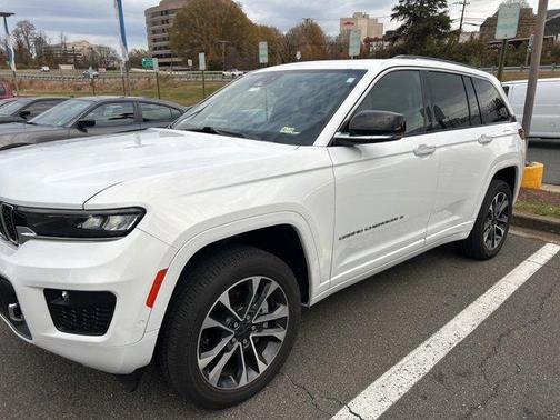 2022 Jeep Grand Cherokee Overland