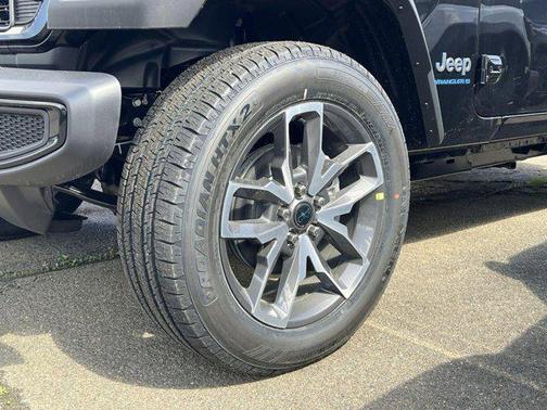 2025 Jeep Wrangler 4xe Sport S