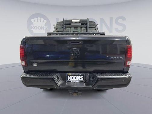 2018 RAM 2500 Laramie Crew Cab 4x4 6'4' Box