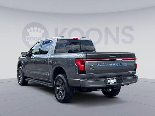 2022 Ford F-150 Lightning LARIAT