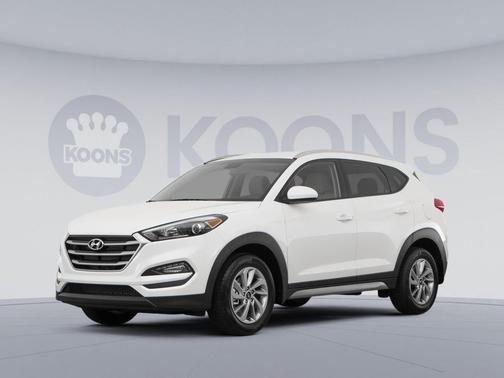 Dazzling White 2017 Hyundai TUCSON SE