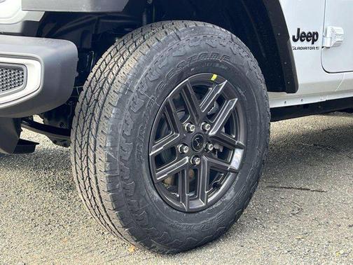 2025 Jeep Gladiator Sport S