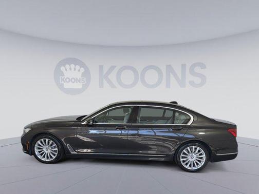2017 BMW 740 xDrive