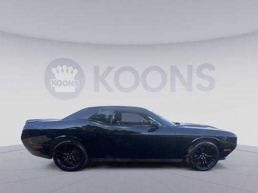 2018 Dodge Challenger SXT
