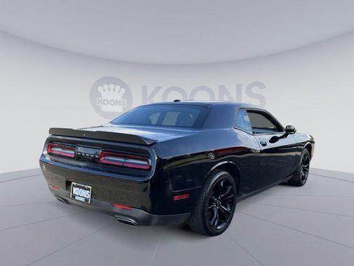 2018 Dodge Challenger SXT