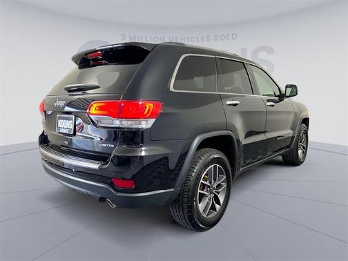 Photo 5 of 25 of 2019 Jeep Grand Cherokee Limited