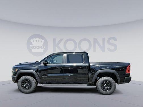 Diamond Black Crystal Pearlcoat 2026 RAM 1500 RHO Crew Cab 4x4 5'7' Box