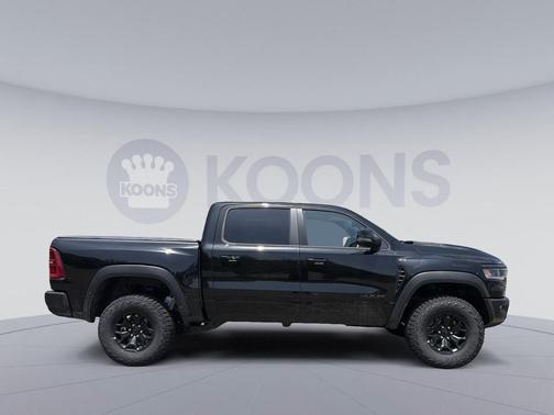 Diamond Black Crystal Pearlcoat 2026 RAM 1500 RHO Crew Cab 4x4 5'7' Box