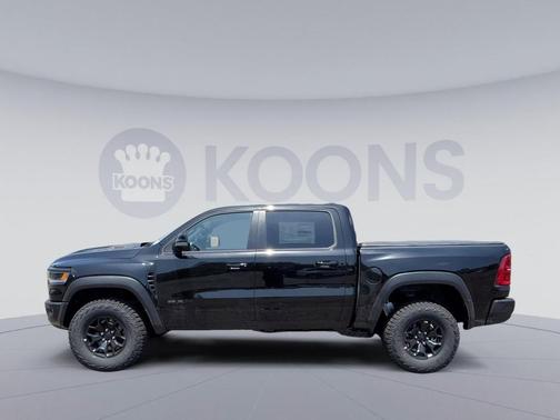 Diamond Black Crystal Pearlcoat 2026 RAM 1500 RHO Crew Cab 4x4 5'7' Box