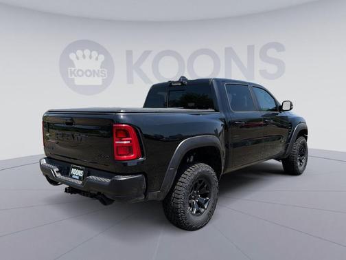 Diamond Black Crystal Pearlcoat 2026 RAM 1500 RHO Crew Cab 4x4 5'7' Box