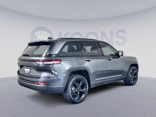 2023 Jeep Grand Cherokee Altitude