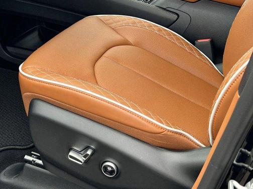 2025 Chrysler Pacifica L