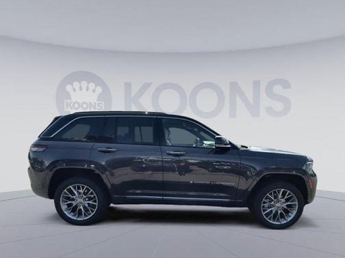 2025 Jeep Grand Cherokee Summit