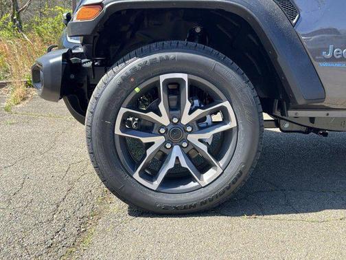 2025 Jeep Wrangler 4xe Sport S