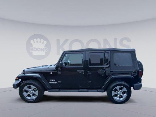 2016 Jeep Wrangler Unlimited Sahara