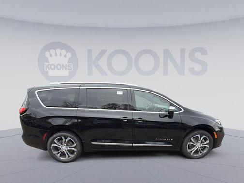 2026 Chrysler Pacifica L